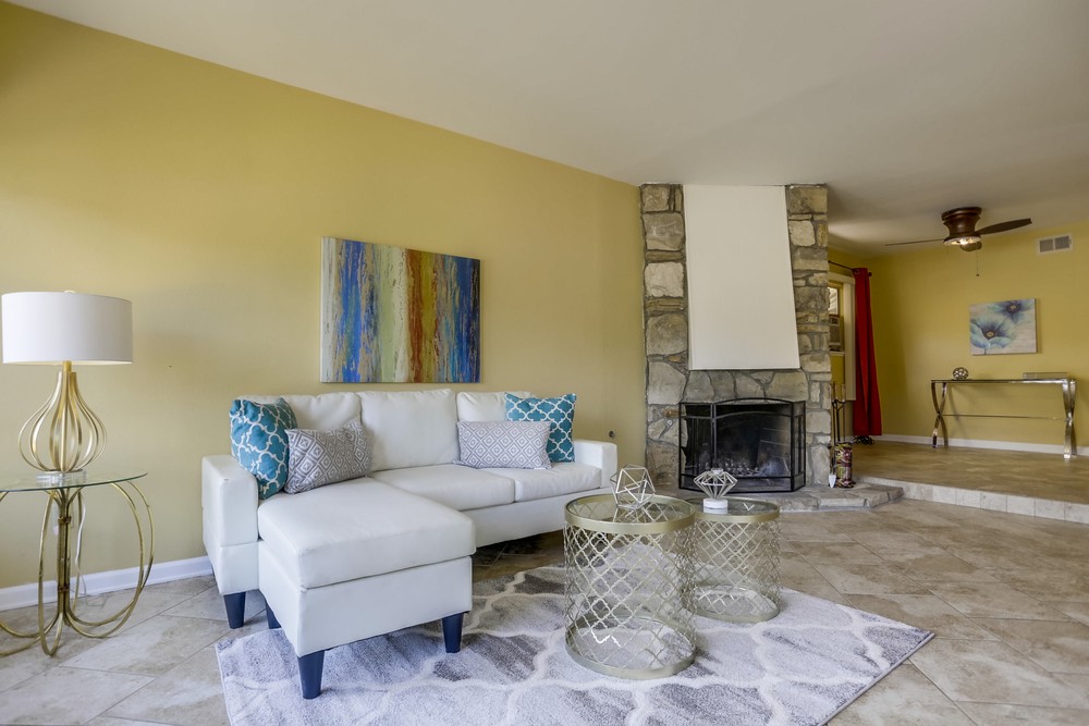 Virtual tour photo 13 of 54 for 5509 Red River Dr