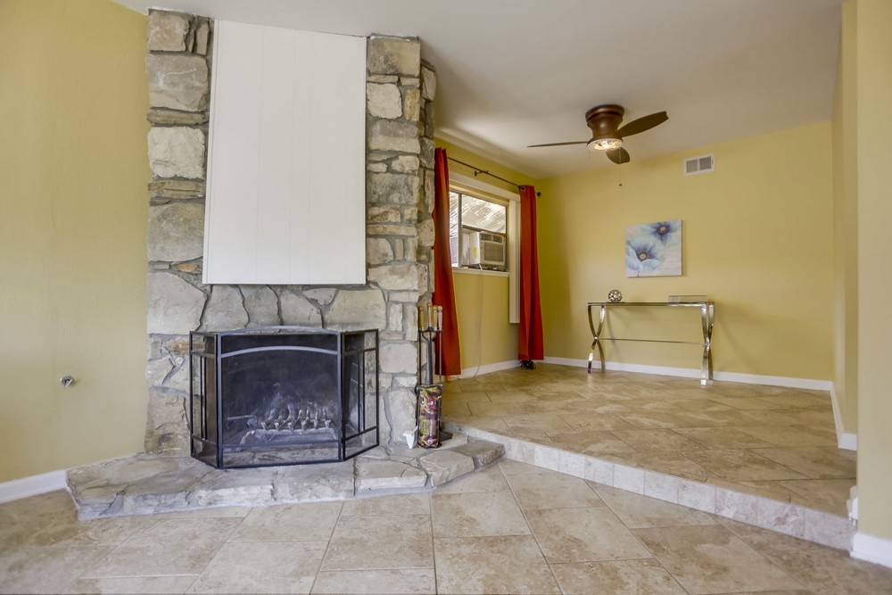 Virtual tour photo 15 of 54 for 5509 Red River Dr