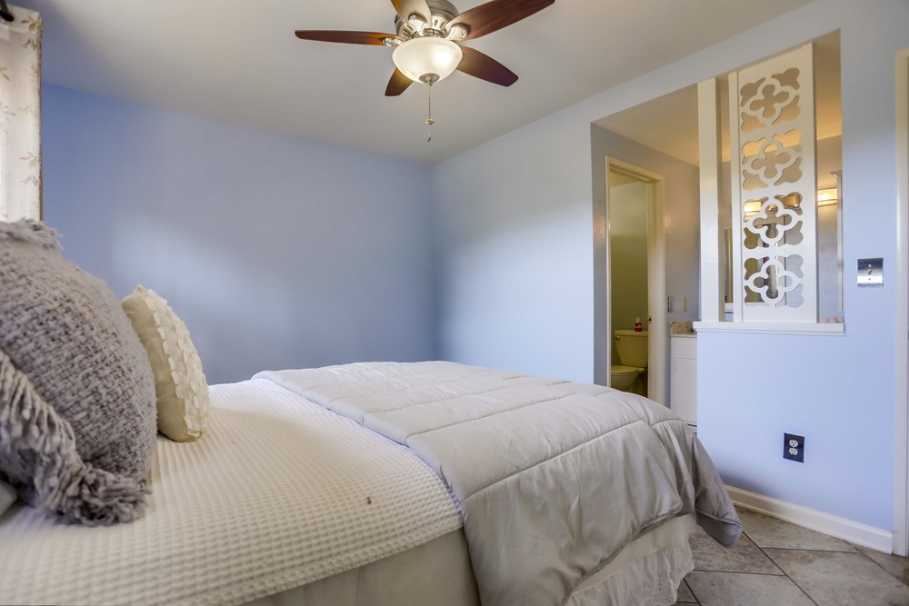 Virtual tour photo 33 of 54 for 5509 Red River Dr