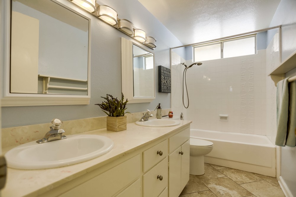 Virtual tour photo 45 of 54 for 5509 Red River Dr