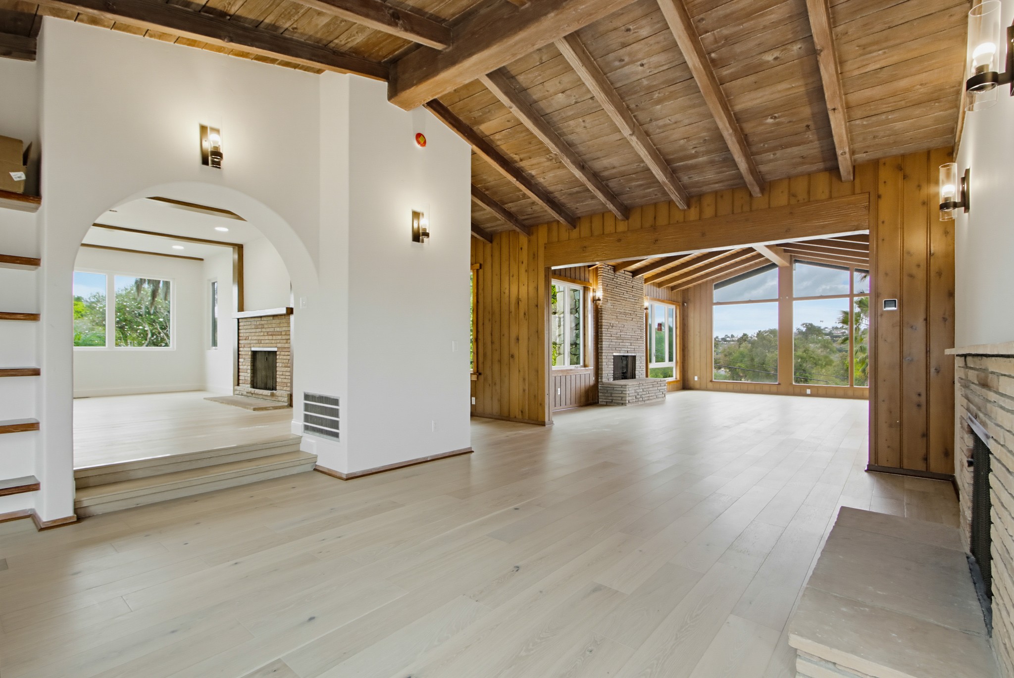 Virtual tour photo 14 of 73 for 551 Crouch St