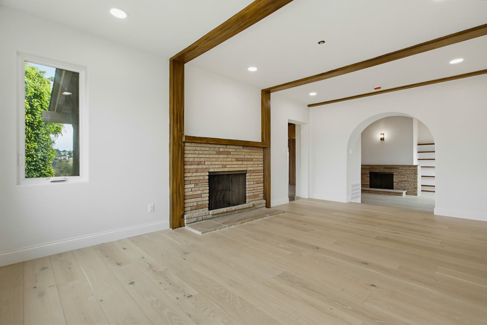 Virtual tour photo 22 of 73 for 551 Crouch St