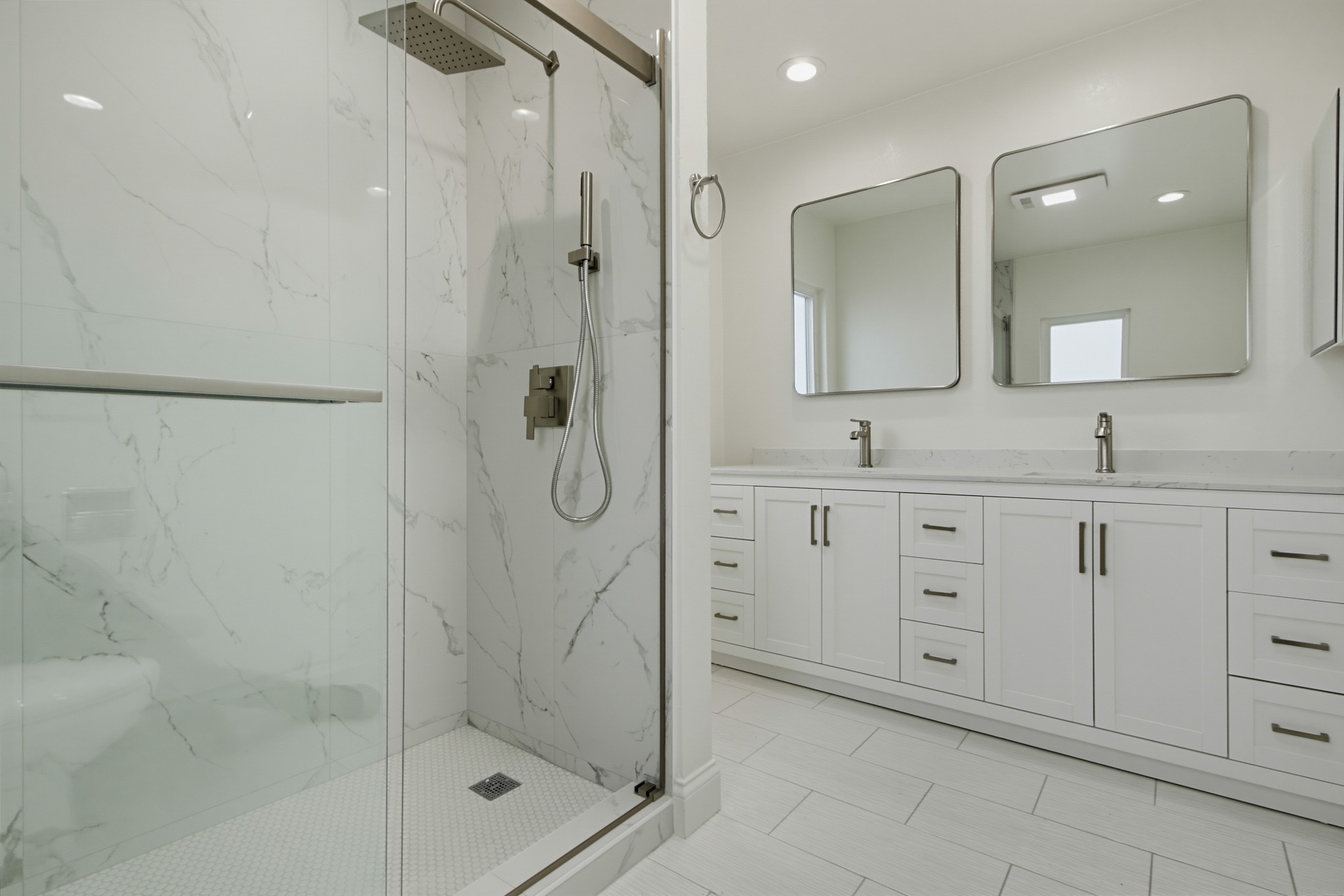 Virtual tour photo 41 of 73 for 551 Crouch St