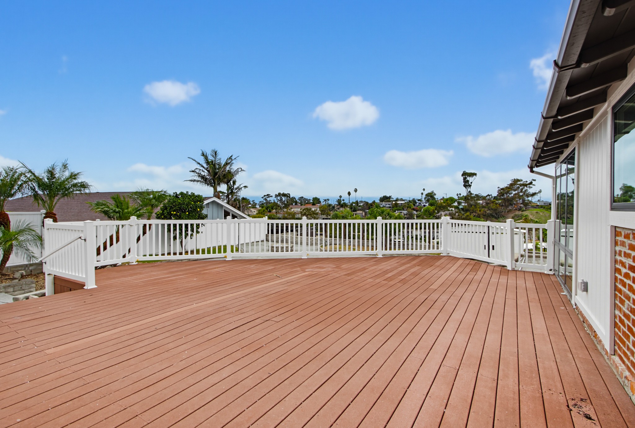 Virtual tour photo 58 of 73 for 551 Crouch St