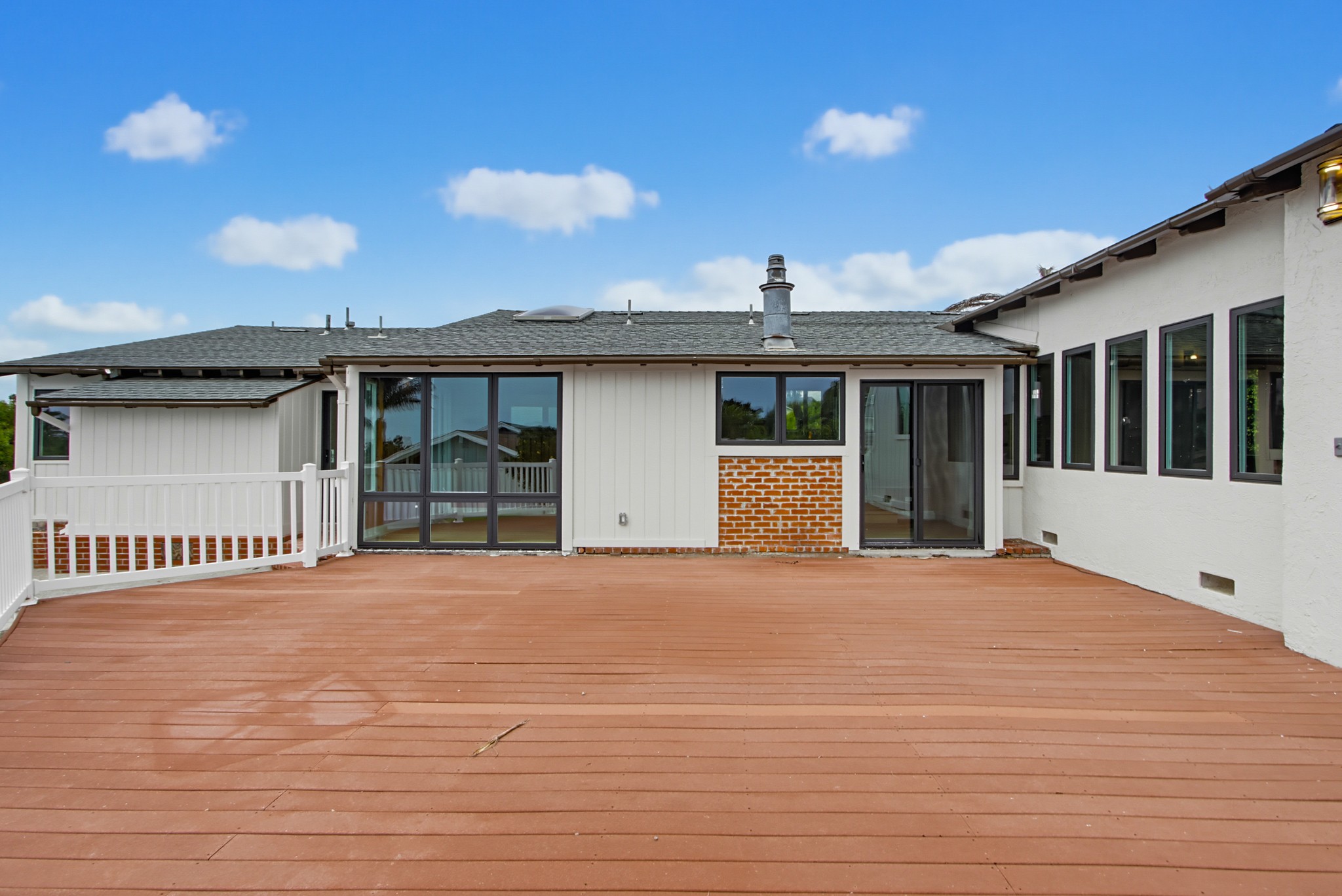 Virtual tour photo 60 of 73 for 551 Crouch St