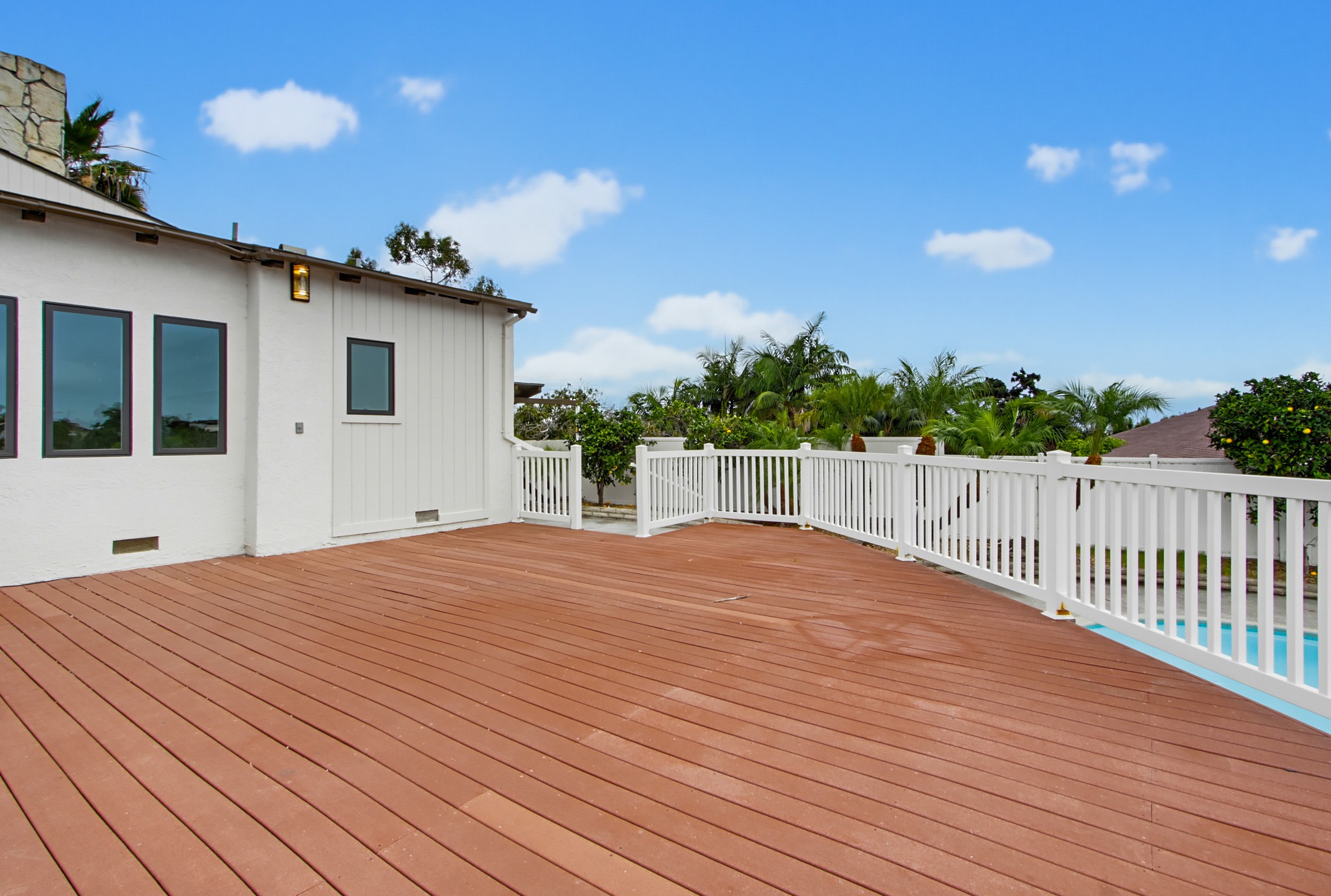 Virtual tour photo 61 of 73 for 551 Crouch St