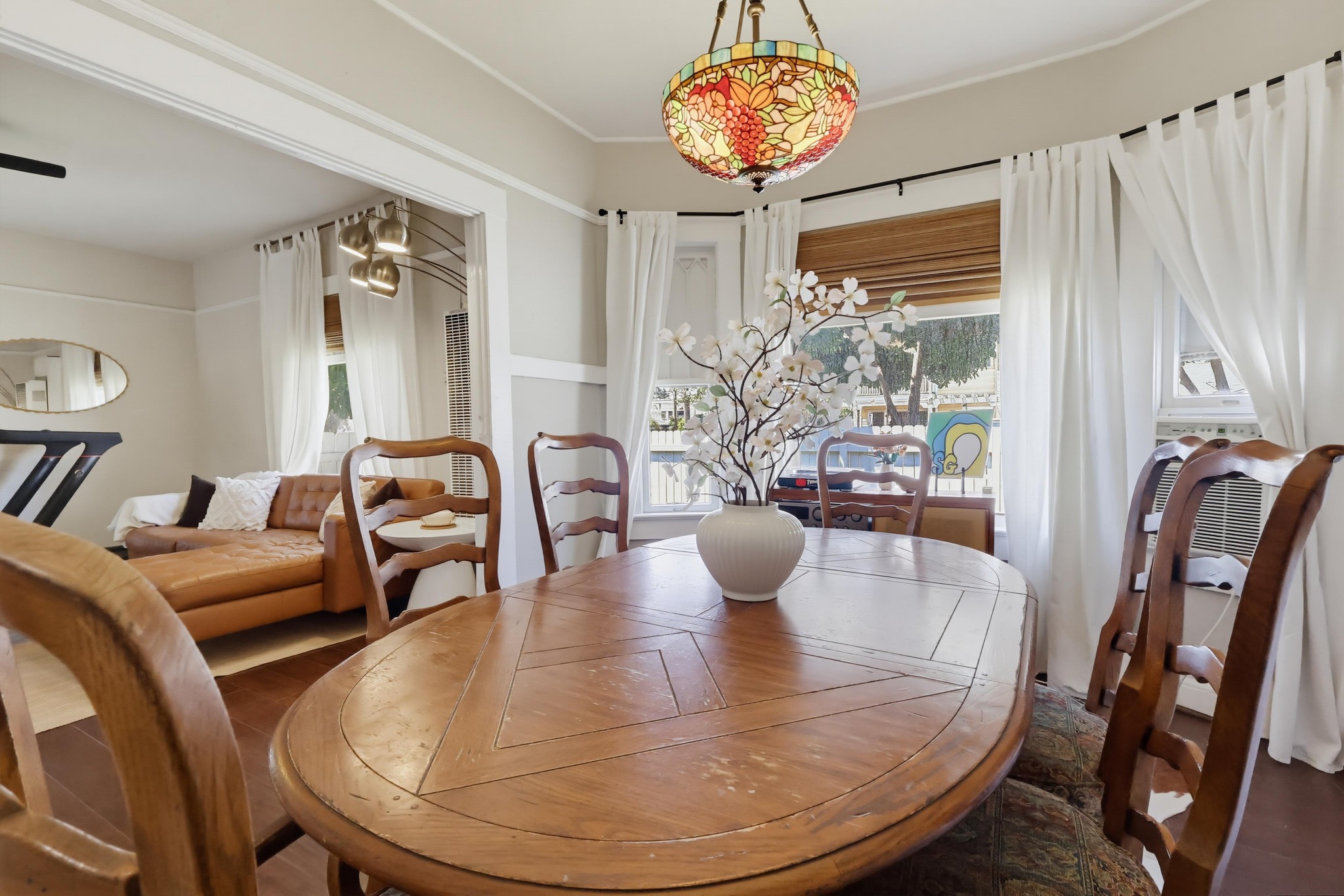 Virtual tour photo 25 of 67 for 551 W 8th St