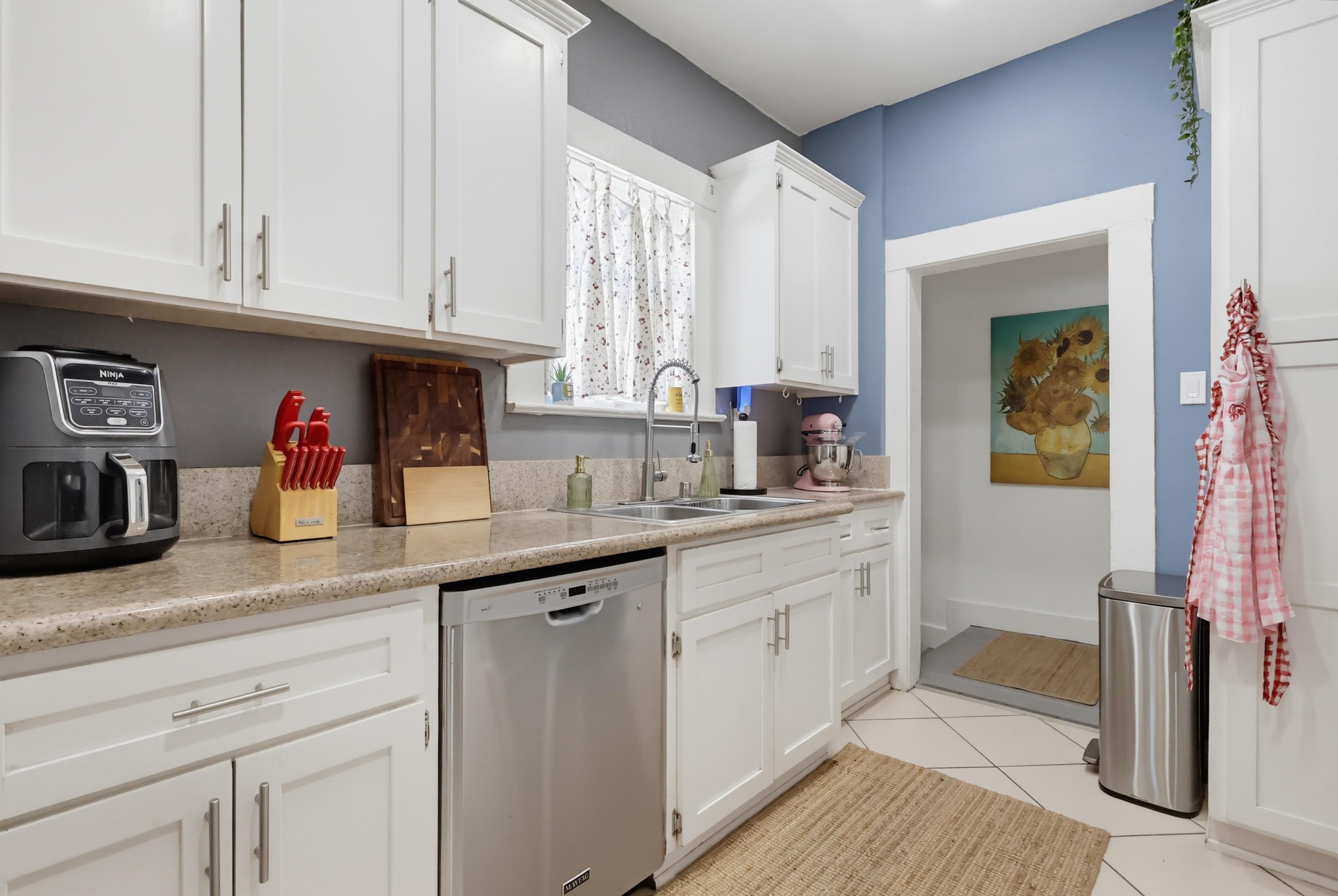 Virtual tour photo 29 of 67 for 551 W 8th St