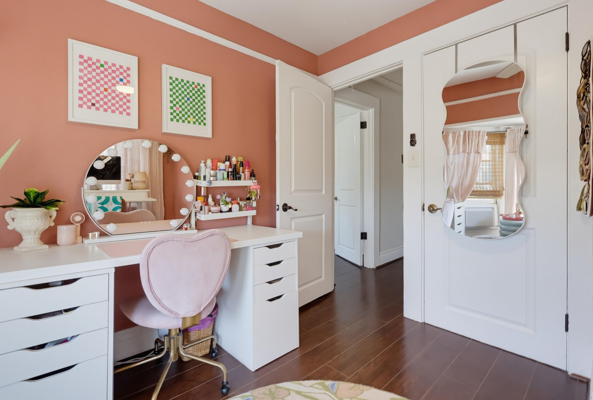 Virtual tour photo 41 of 67 for 551 W 8th St