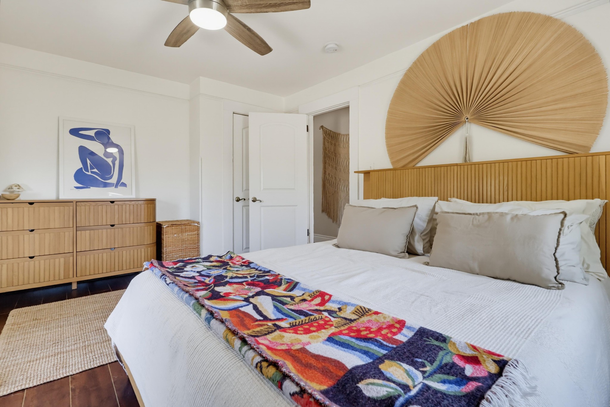 Virtual tour photo 44 of 67 for 551 W 8th St