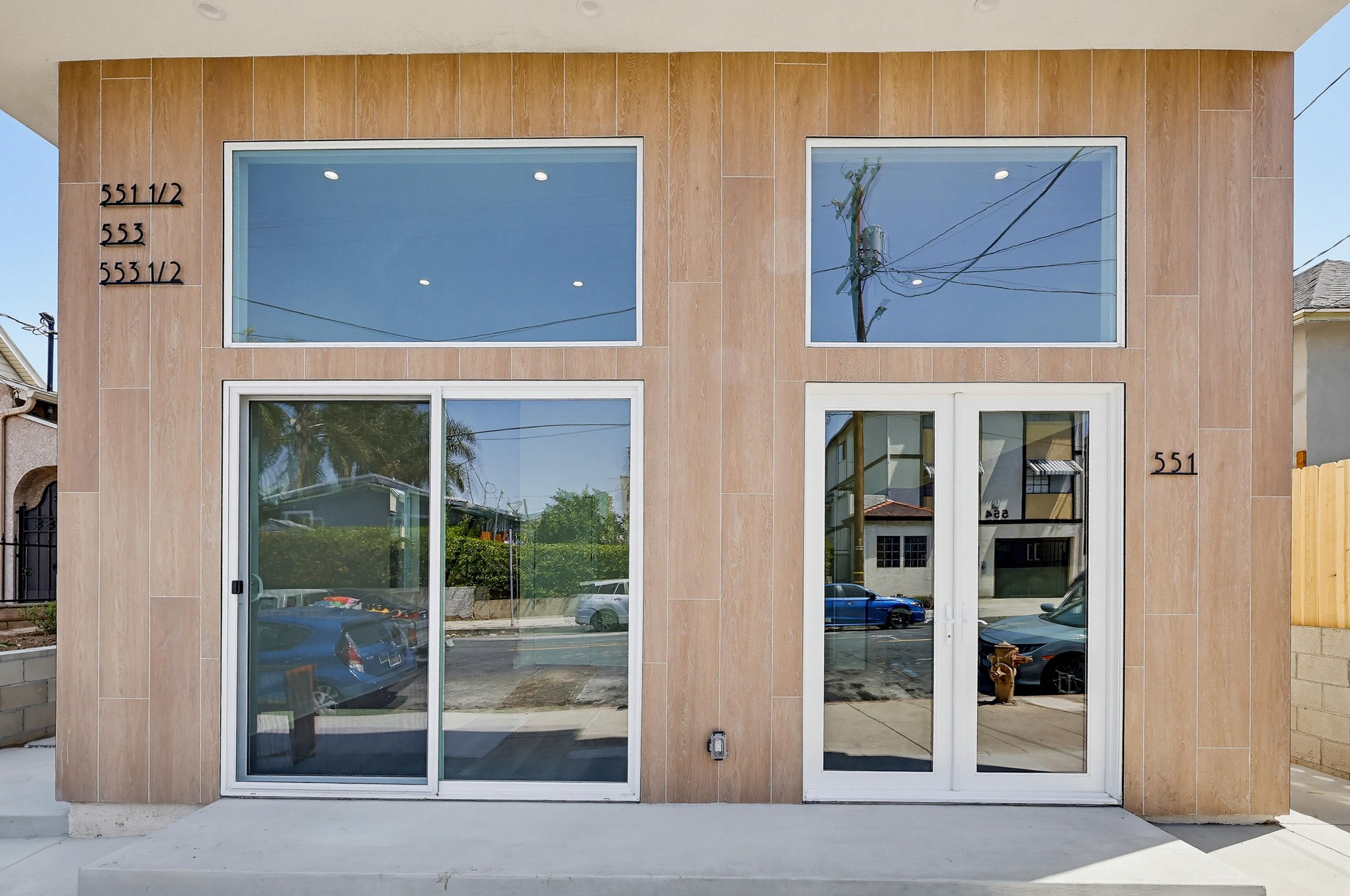 Virtual tour photo 4 of 88 for 551 W 8th St