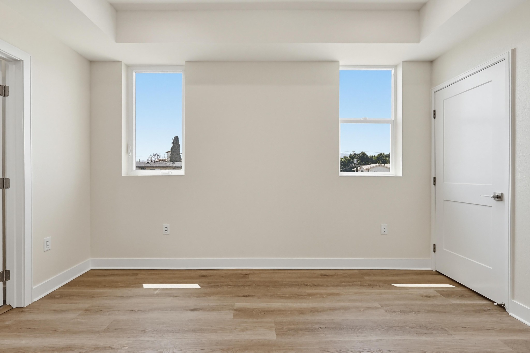 Virtual tour photo 27 of 88 for 551 W 8th St