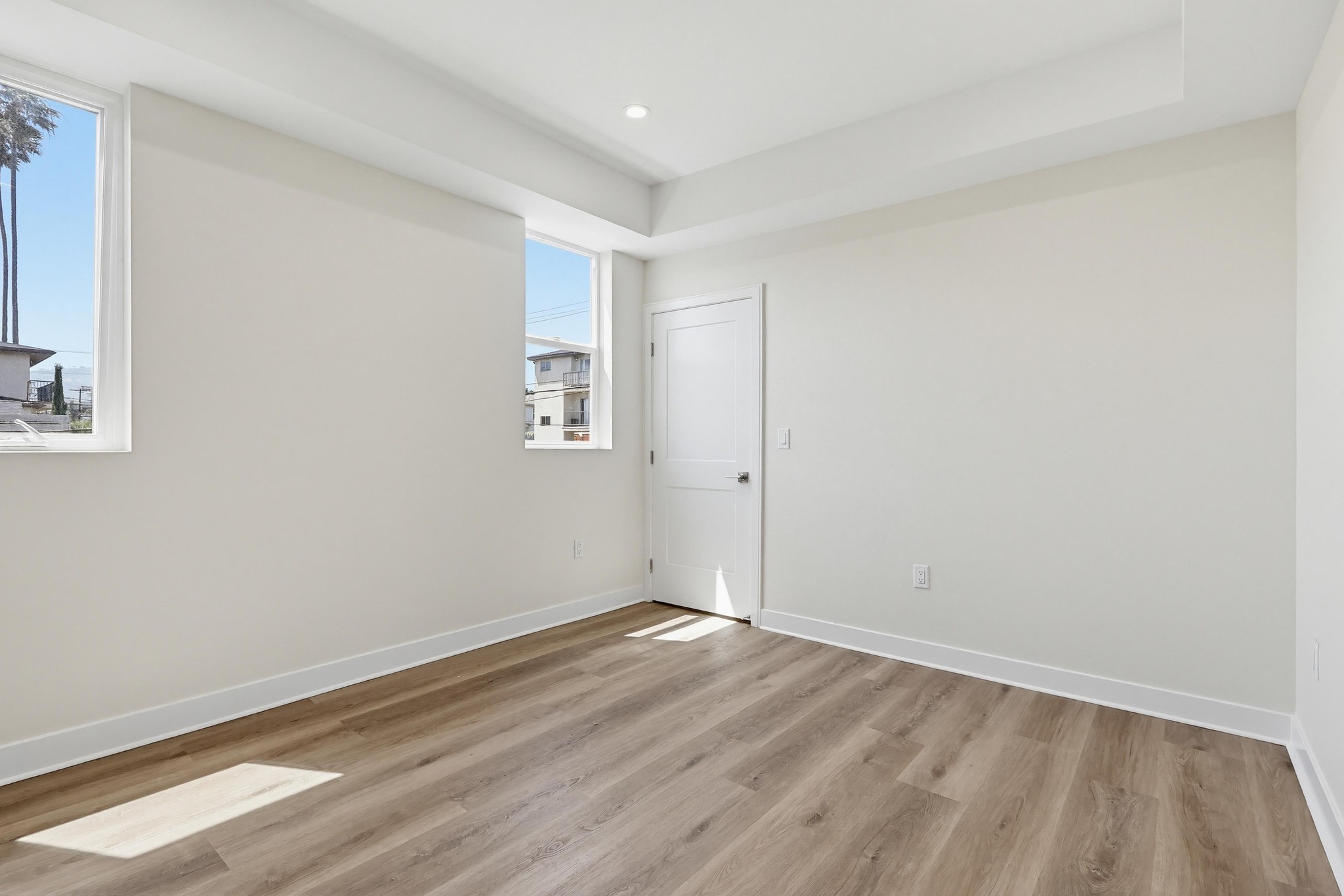 Virtual tour photo 56 of 88 for 551 W 8th St