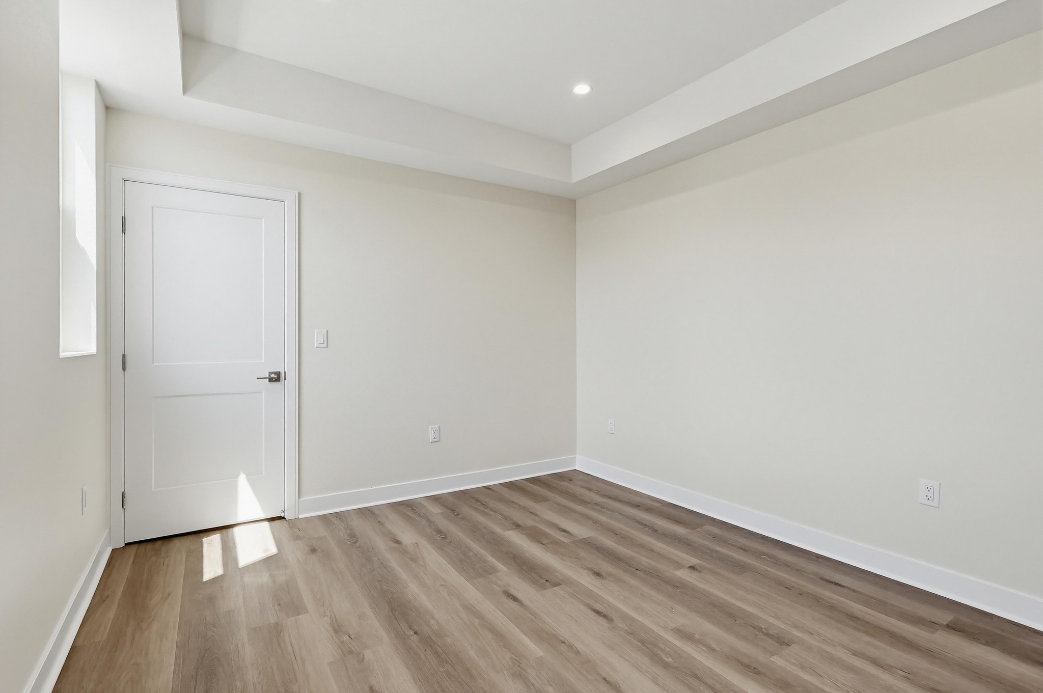 Virtual tour photo 57 of 88 for 551 W 8th St