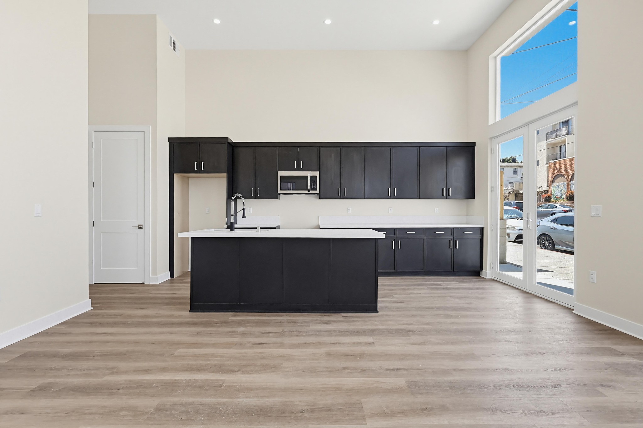 Virtual tour photo 69 of 88 for 551 W 8th St