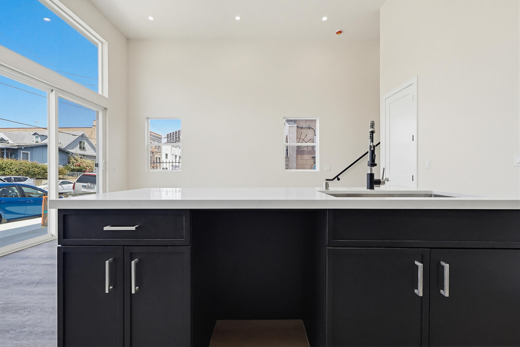 Virtual tour photo 76 of 88 for 551 W 8th St