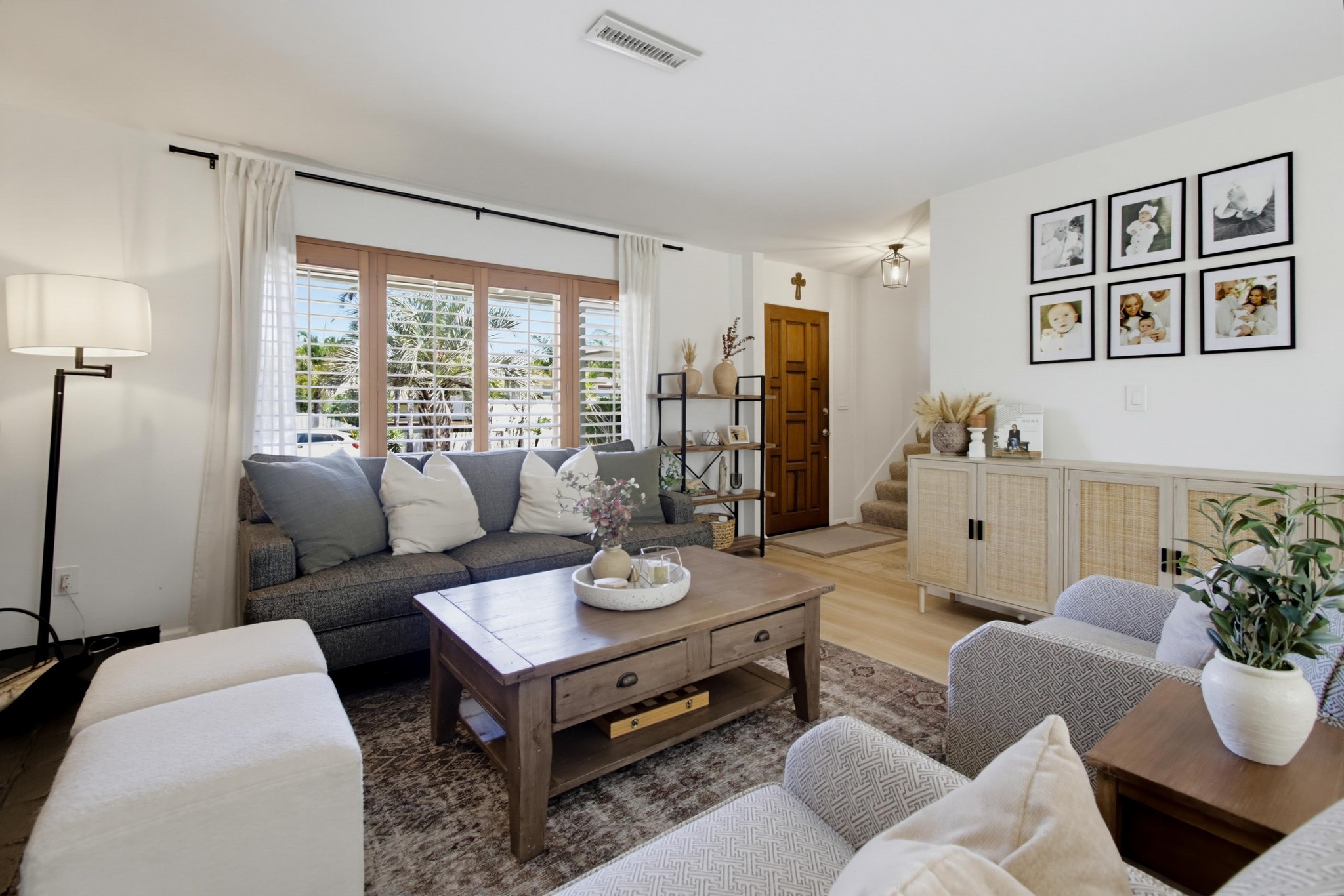 Virtual tour photo 7 of 54 for 5520 Aztec Dr