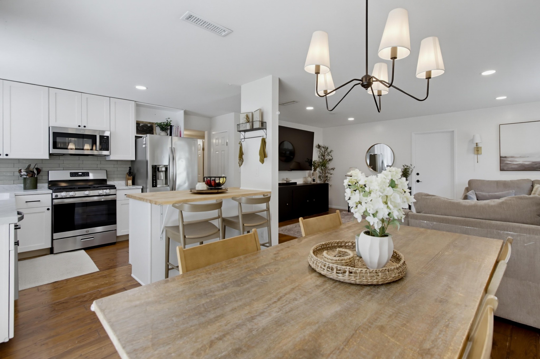Virtual tour photo 19 of 54 for 5520 Aztec Dr