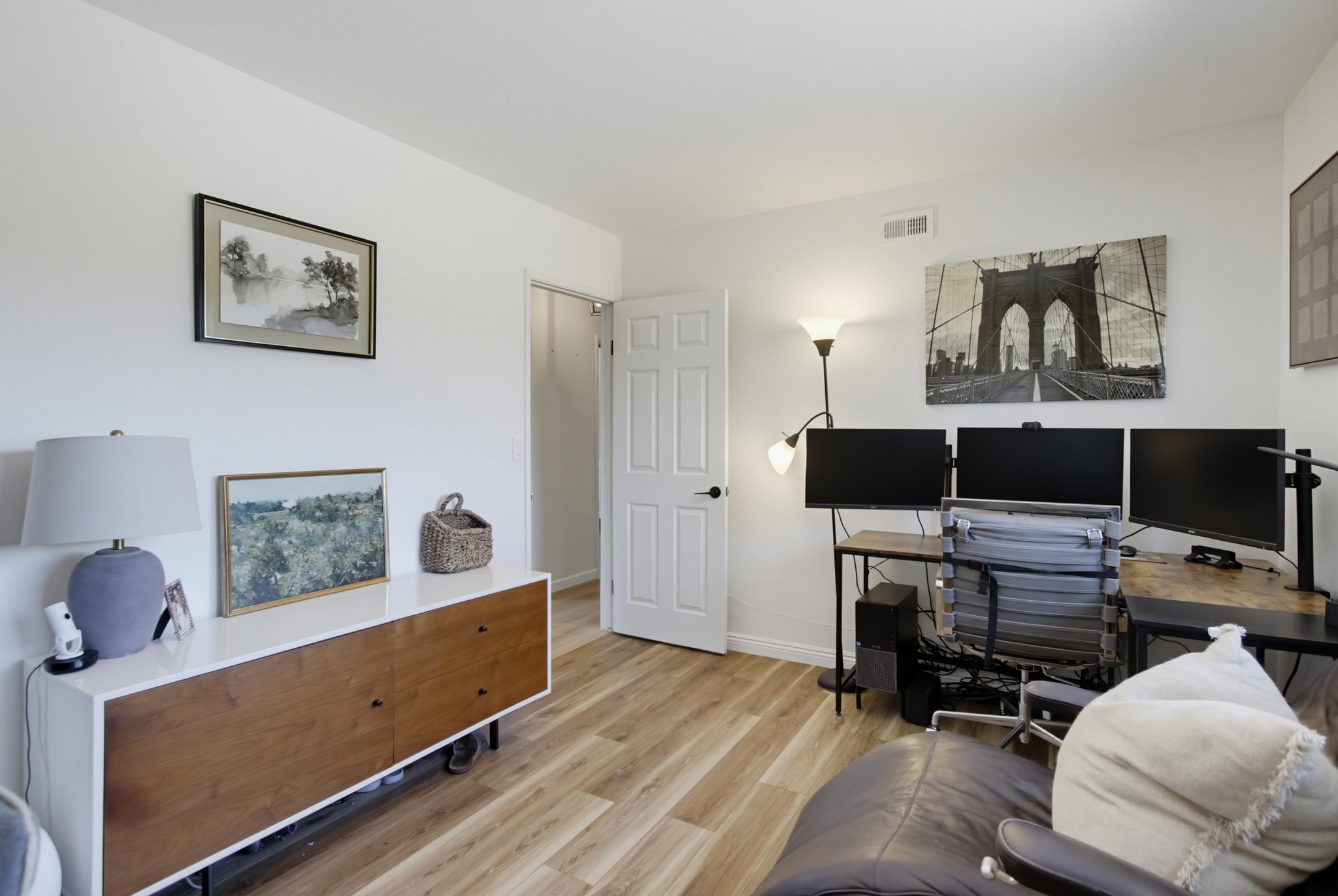 Virtual tour photo 25 of 54 for 5520 Aztec Dr