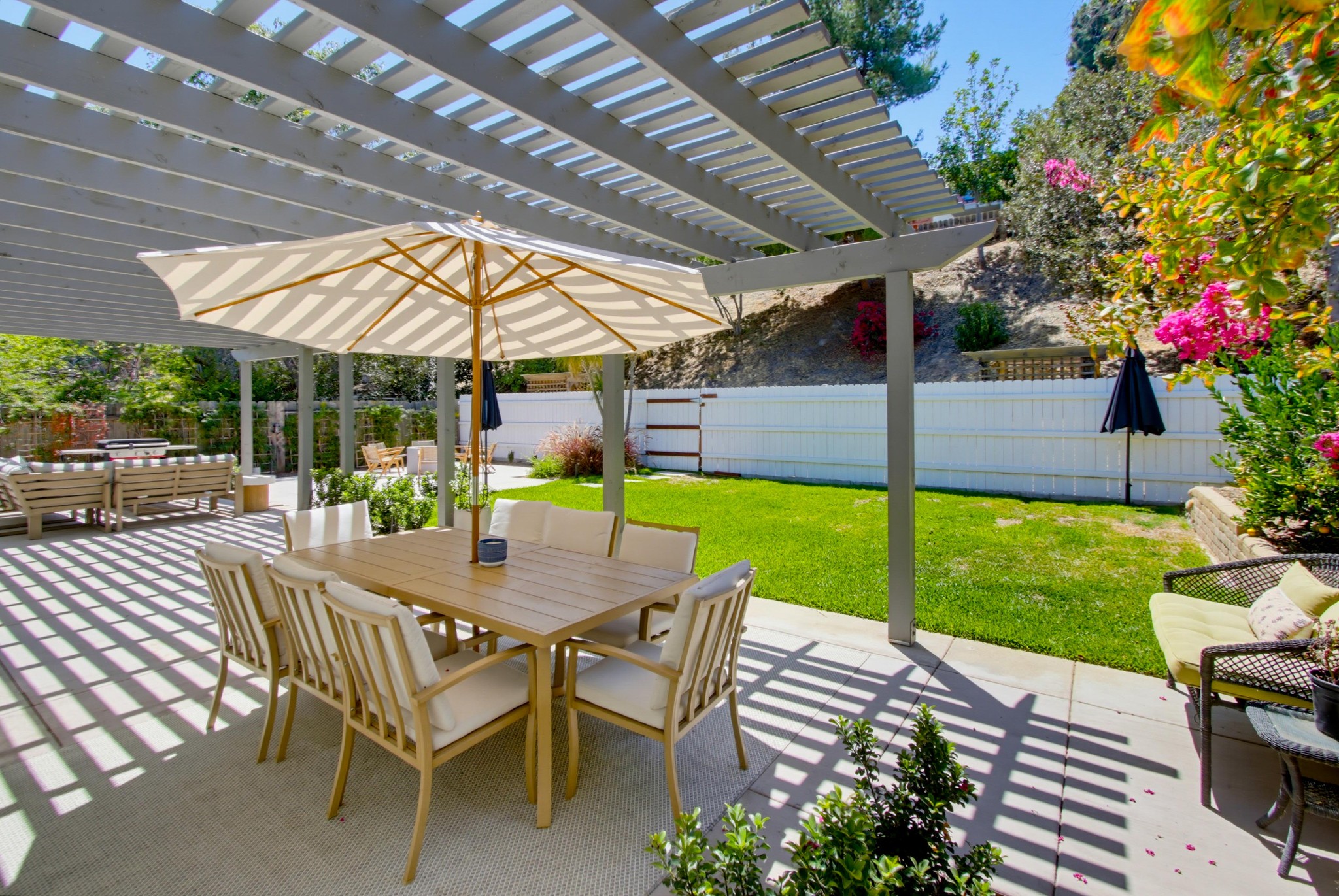 Virtual tour photo 39 of 54 for 5520 Aztec Dr