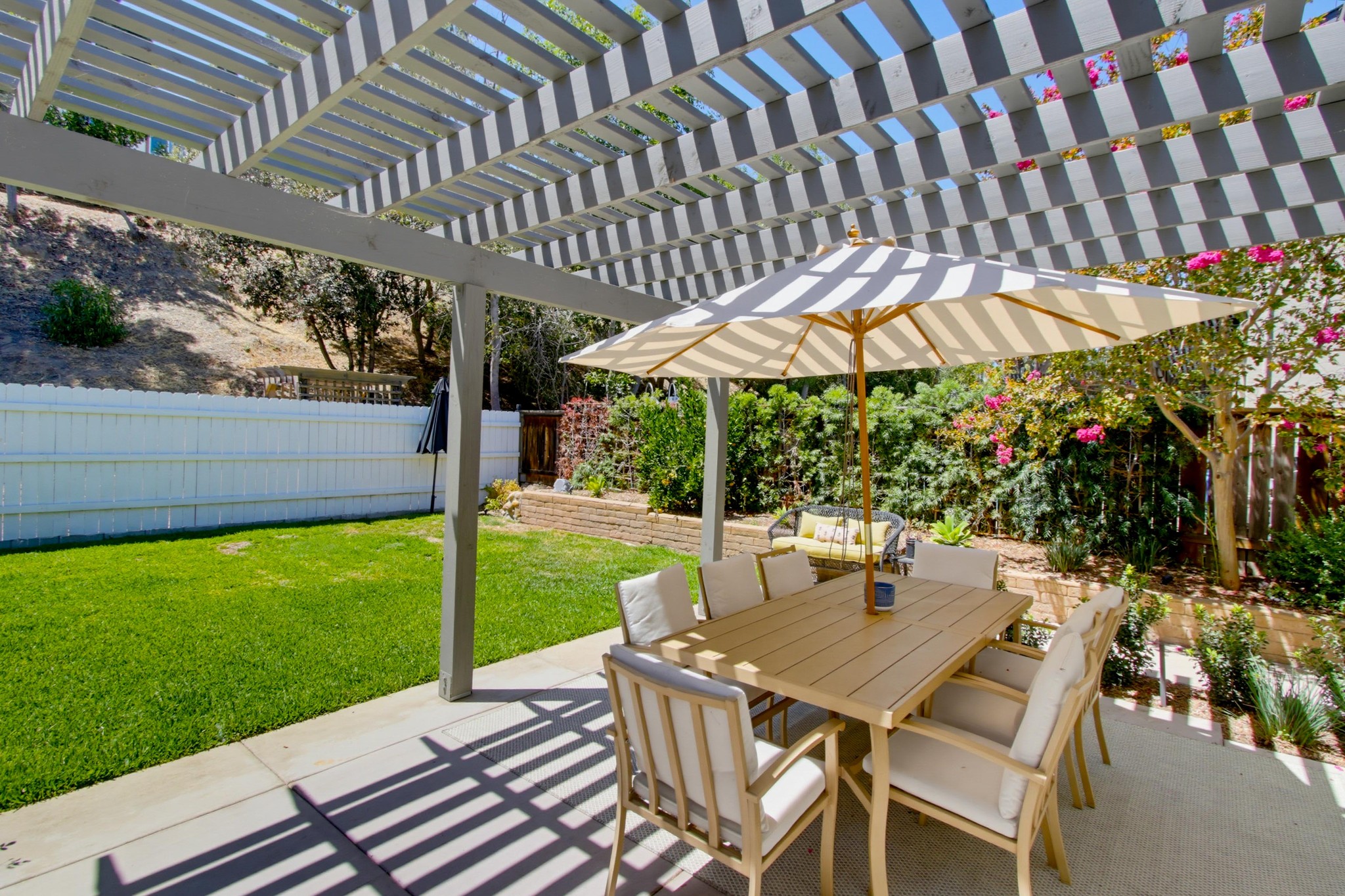 Virtual tour photo 40 of 54 for 5520 Aztec Dr