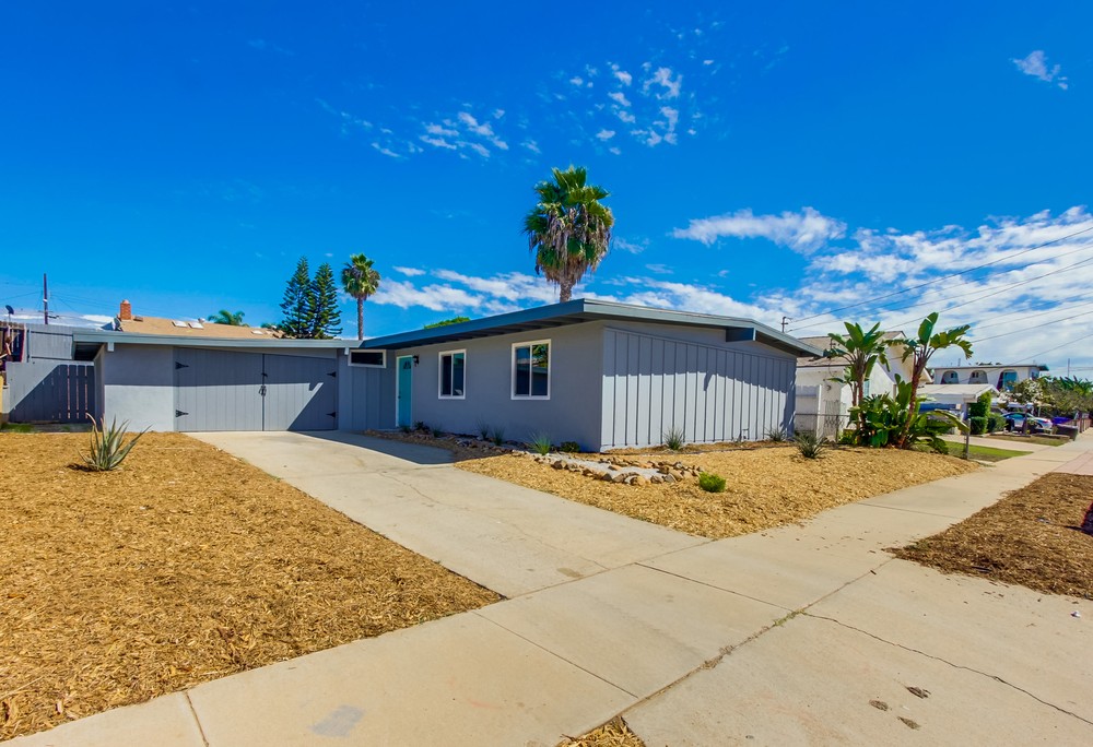 Virtual tour photo 3 of 31 for 553 Doolittle Ave