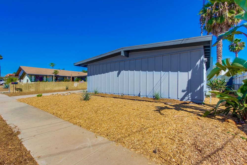 Virtual tour photo 5 of 31 for 553 Doolittle Ave