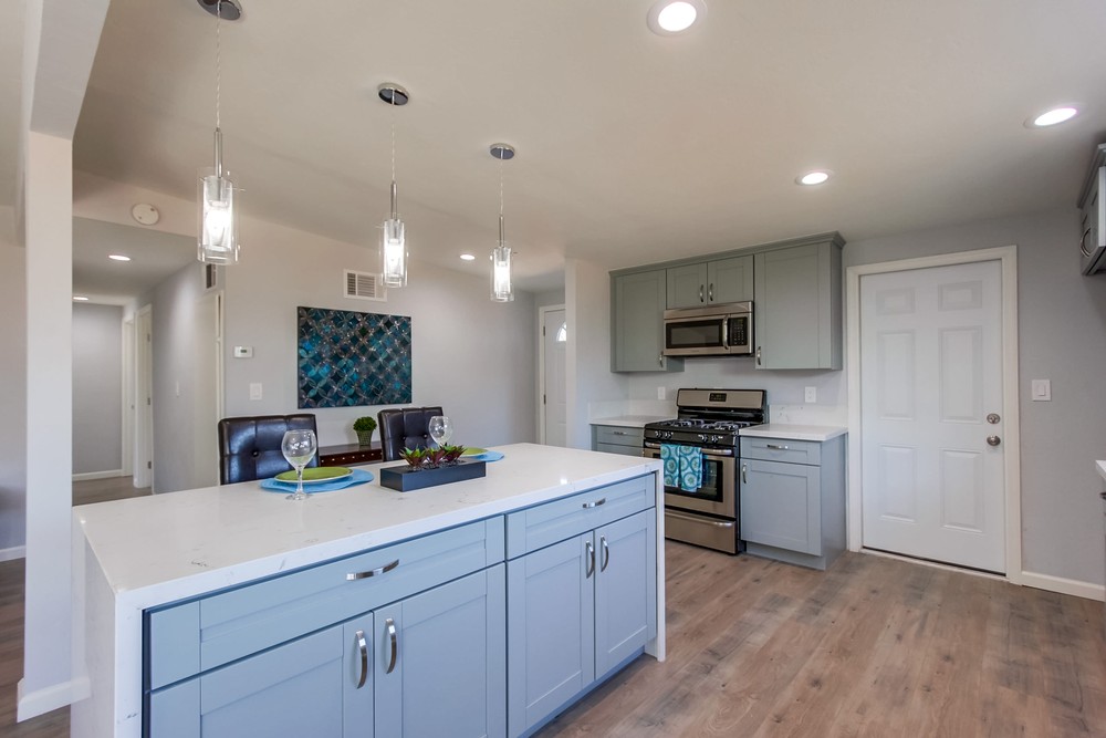 Virtual tour photo 11 of 31 for 553 Doolittle Ave