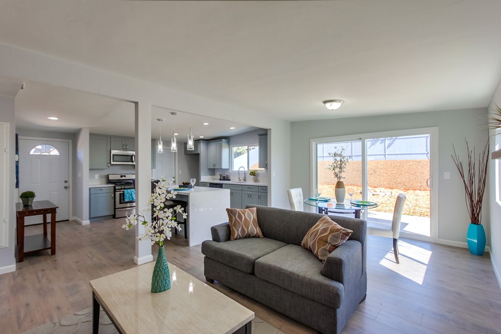 Virtual tour photo 15 of 31 for 553 Doolittle Ave