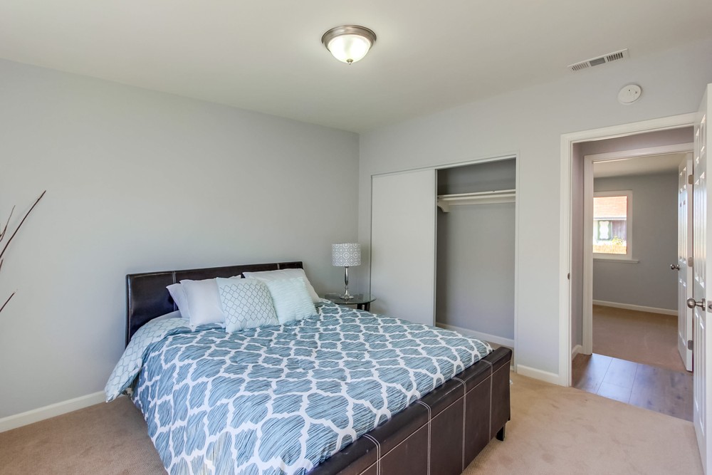 Virtual tour photo 18 of 31 for 553 Doolittle Ave