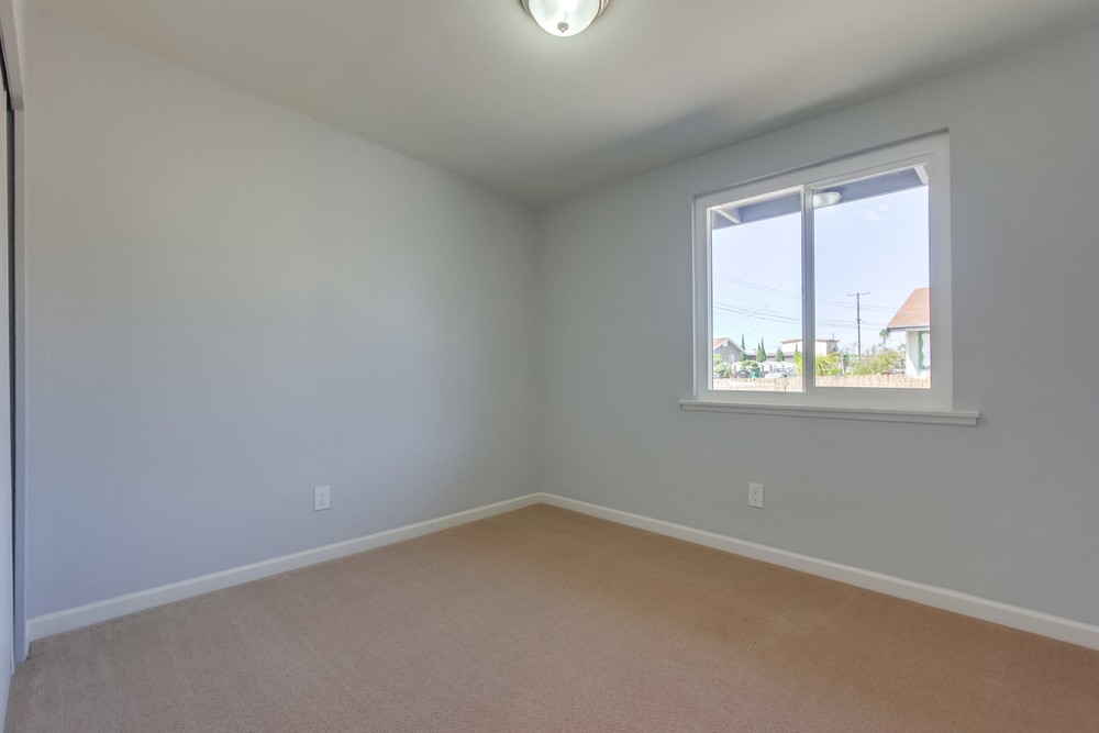 Virtual tour photo 21 of 31 for 553 Doolittle Ave