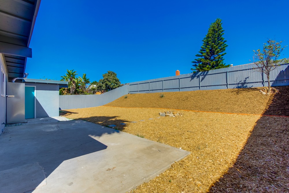 Virtual tour photo 26 of 31 for 553 Doolittle Ave