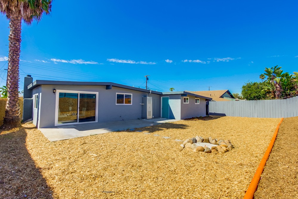 Virtual tour photo 27 of 31 for 553 Doolittle Ave