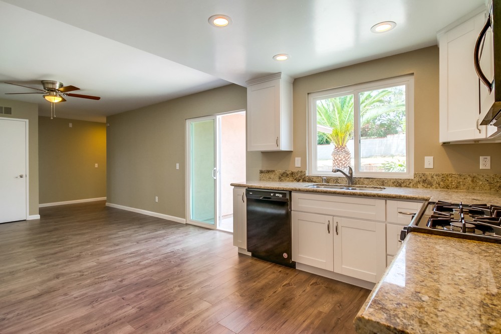 Virtual tour photo 16 of 44 for 5532 Chattanooga St