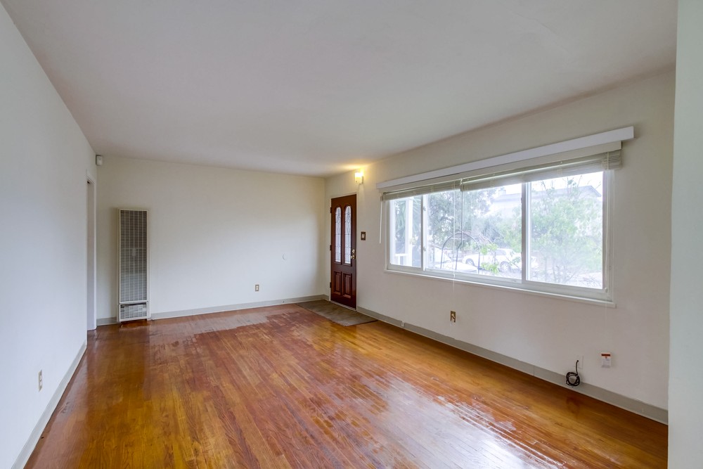 Virtual tour photo 7 of 28 for 5538 Carmen St