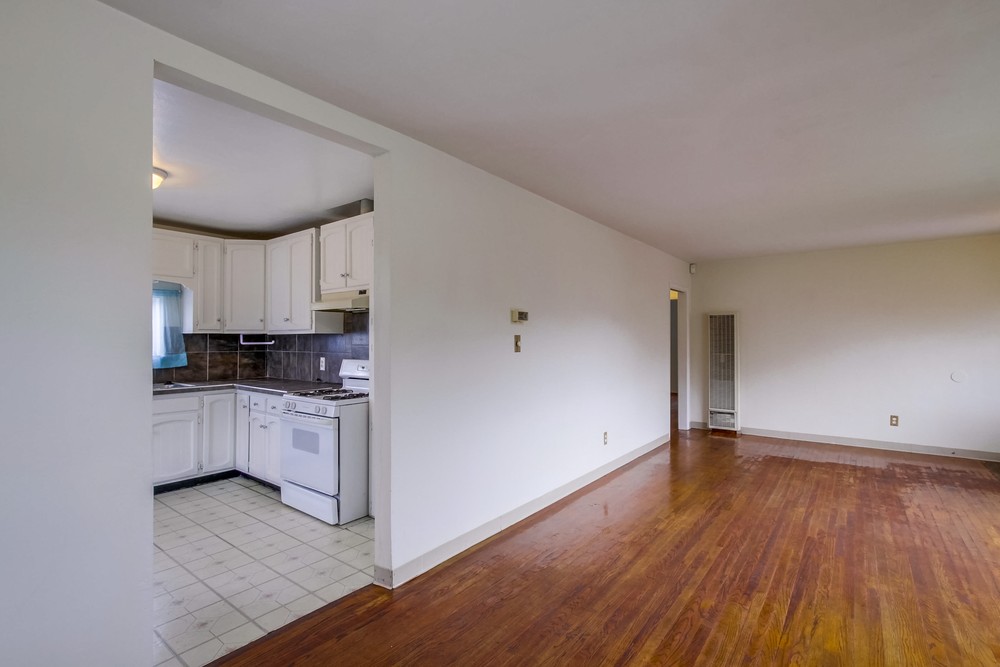 Virtual tour photo 9 of 28 for 5538 Carmen St