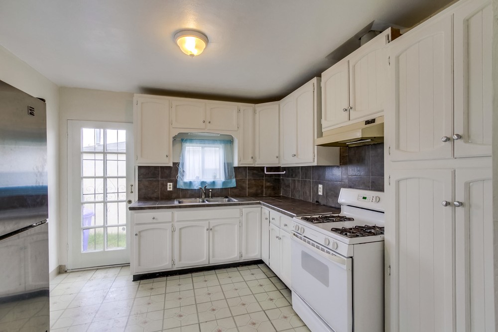 Virtual tour photo 10 of 28 for 5538 Carmen St