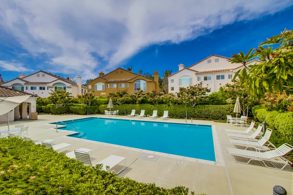 Virtual tour photo 31 of 33 for 5540 Renaissance Avenue #1