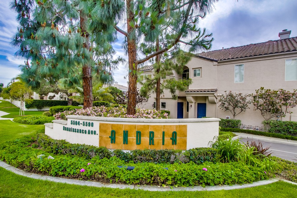Virtual tour photo 32 of 33 for 5540 Renaissance Avenue #1