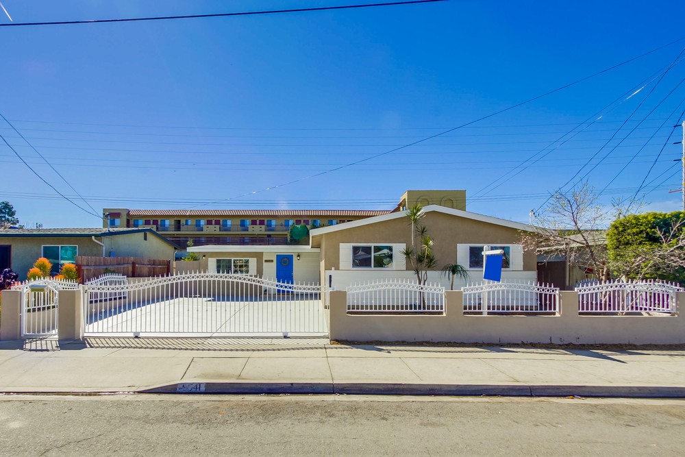 Virtual tour photo 1 of 56 for 5541 Bergen St