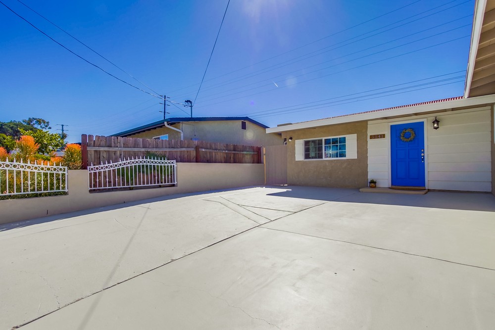 Virtual tour photo 8 of 56 for 5541 Bergen St