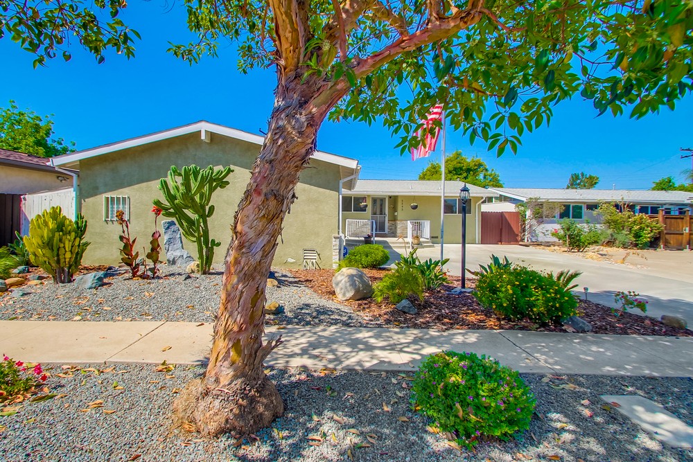 Virtual tour photo 5 of 56 for 5543 Brunswick Ave