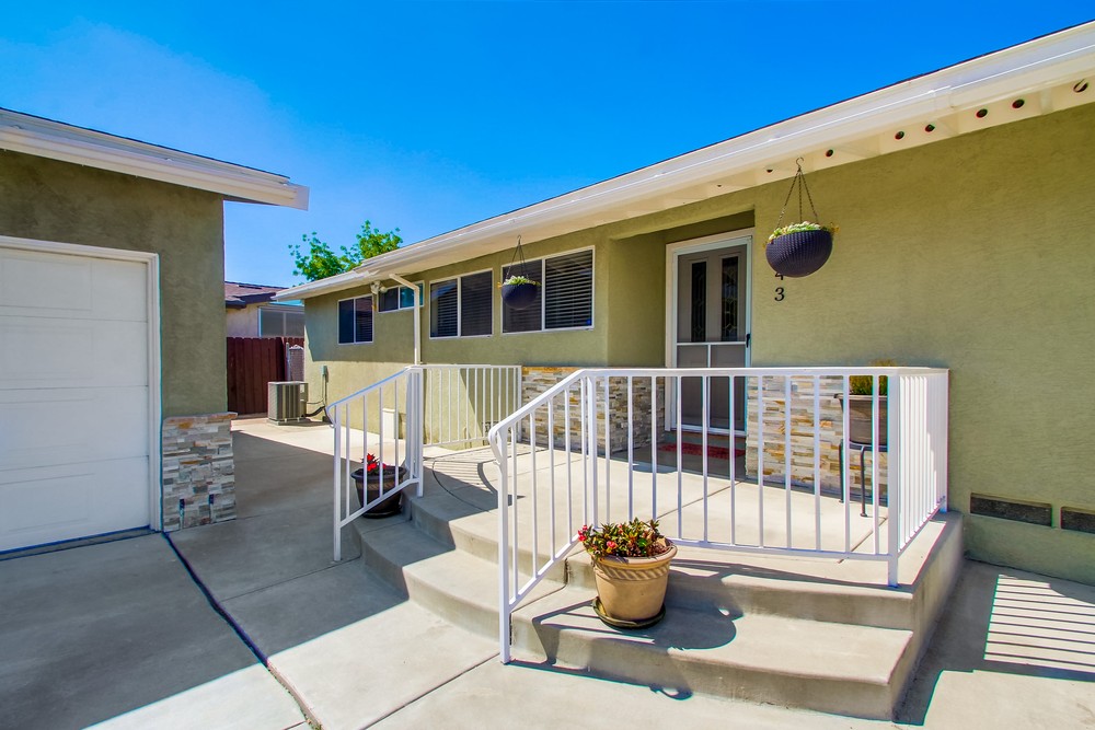 Virtual tour photo 9 of 56 for 5543 Brunswick Ave