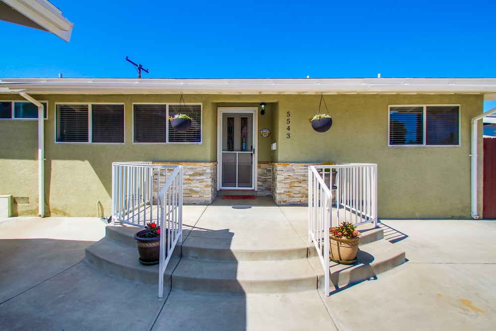 Virtual tour photo 10 of 56 for 5543 Brunswick Ave