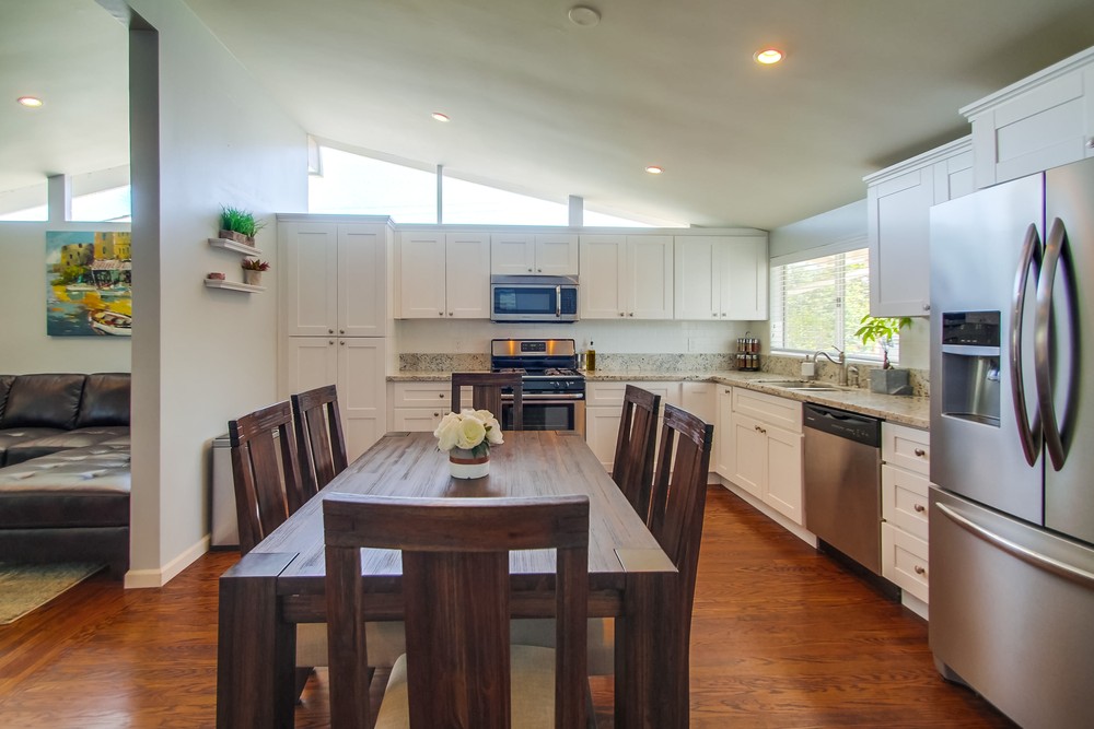 Virtual tour photo 20 of 56 for 5543 Brunswick Ave