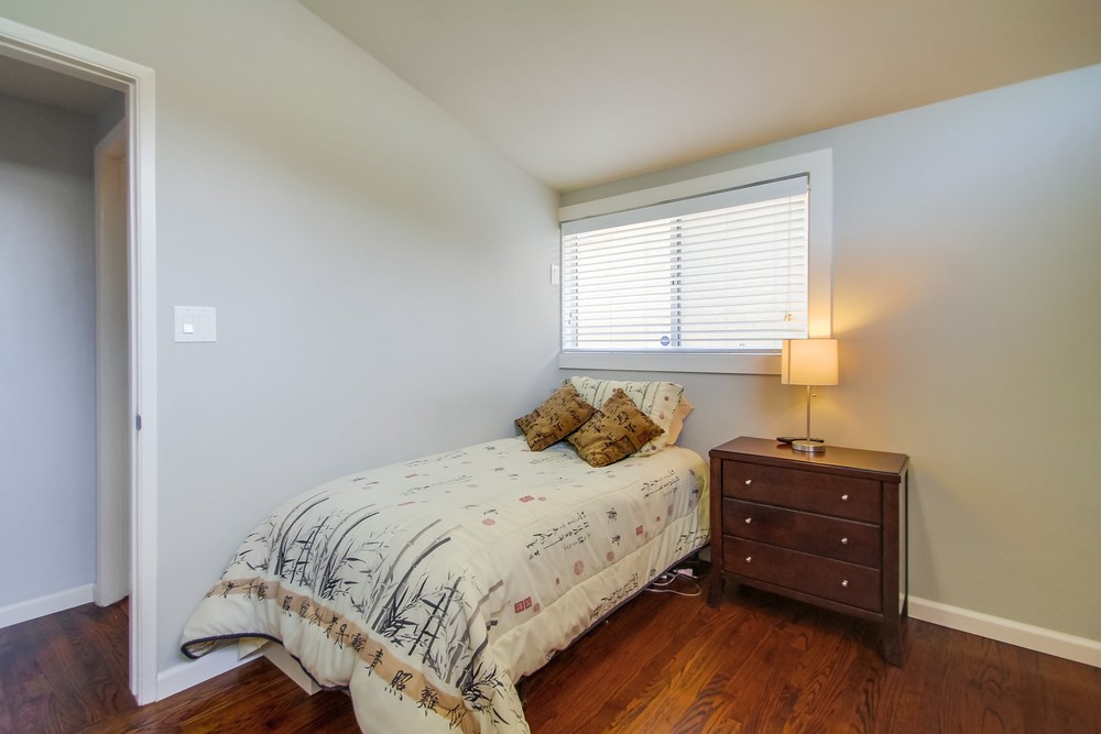 Virtual tour photo 36 of 56 for 5543 Brunswick Ave