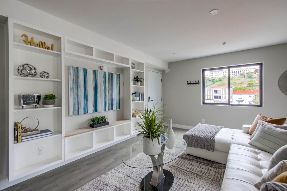 Virtual tour photo 4 of 22 for 5548 Riley St