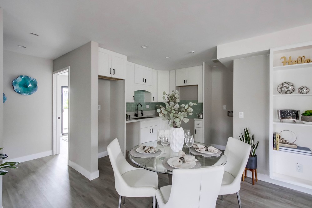 Virtual tour photo 6 of 22 for 5548 Riley St