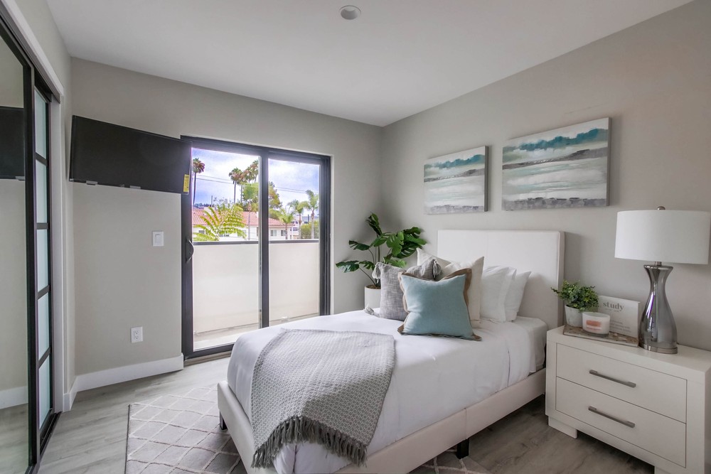 Virtual tour photo 9 of 22 for 5548 Riley St