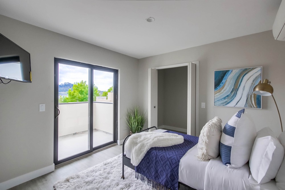 Virtual tour photo 11 of 22 for 5548 Riley St